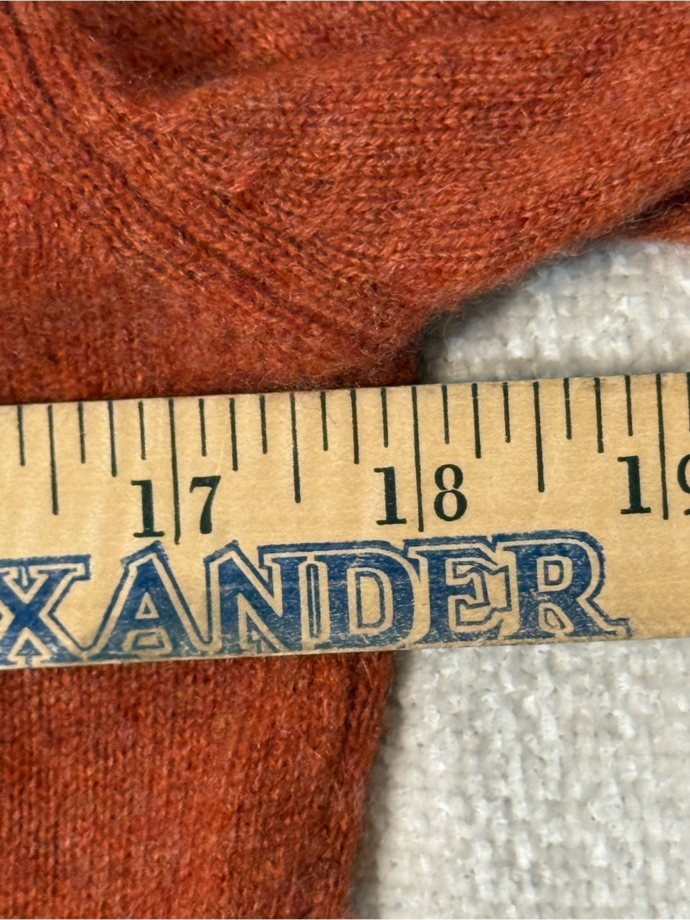 Geneva 100% Cashmere Turtleneck Sweater M Rust Quiet Luxury Old Money - Picture 4 of 5